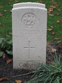 Berlin 1939-1945 War Cemetery - Jackson, Chris