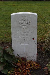 Berlin 1939-1945 War Cemetery - Kitchen, Peter William