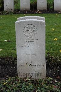 Berlin 1939-1945 War Cemetery - Keith, John