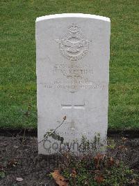 Berlin 1939-1945 War Cemetery - Kesting, Hugh Morrison