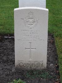 Berlin 1939-1945 War Cemetery - Kirby, Dennis Frank