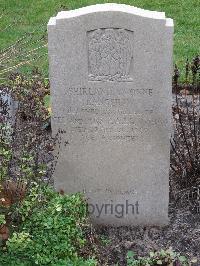 Berlin 1939-1945 War Cemetery - Langshaw, Yvonne