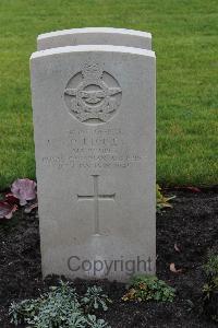 Berlin 1939-1945 War Cemetery - Louie, Quan Jil