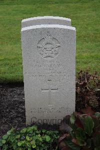 Berlin 1939-1945 War Cemetery - Laidlaw, James Dutton