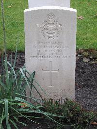 Berlin 1939-1945 War Cemetery - Ledingham, William Ferguson