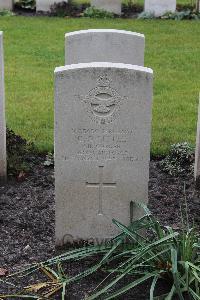 Berlin 1939-1945 War Cemetery - Little, Geoffrey Owen