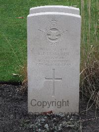 Berlin 1939-1945 War Cemetery - Lowther, Ernest James