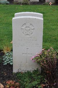 Berlin 1939-1945 War Cemetery - Magrath, Douglas Arthur