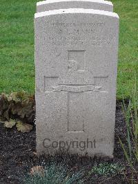 Berlin 1939-1945 War Cemetery - Mann, Arnold Louis