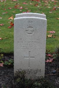 Berlin 1939-1945 War Cemetery - Marshall, Harold William Hughes