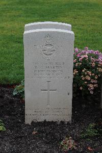 Berlin 1939-1945 War Cemetery - Martin, Basil George