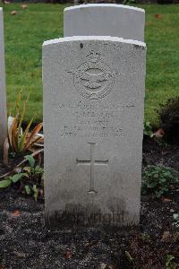 Berlin 1939-1945 War Cemetery - Mason, Charles