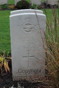 Berlin 1939-1945 War Cemetery - May, Ivor David James