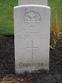 Berlin 1939-1945 War Cemetery - Moir, George