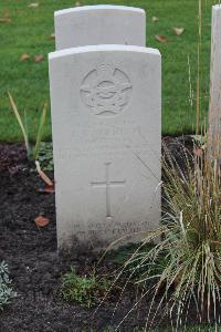 Berlin 1939-1945 War Cemetery - Morrison, Bruce Ralph
