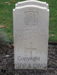 Berlin 1939-1945 War Cemetery - Moulton, Edward