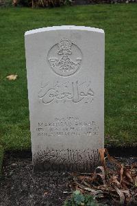 Berlin 1939-1945 War Cemetery - Makhmad Akbar, 