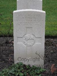 Berlin 1939-1945 War Cemetery - Maria, Hector Copeland