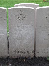 Berlin 1939-1945 War Cemetery - Marshall, Ernest