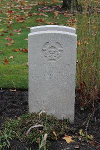 Berlin 1939-1945 War Cemetery - Martin, Thomas Edwin