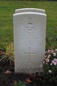 Berlin 1939-1945 War Cemetery - McCallum, Robert Grigor
