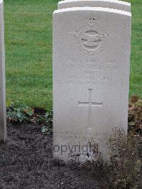 Berlin 1939-1945 War Cemetery - McGlashan, Alexander Neill