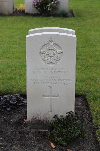 Berlin 1939-1945 War Cemetery - McIntyre, Donald Van Norman