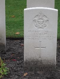 Berlin 1939-1945 War Cemetery - McKee, John Irvine