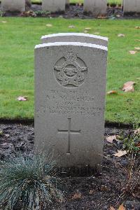 Berlin 1939-1945 War Cemetery - McKenzie, Alexander Caird