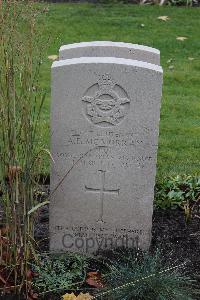 Berlin 1939-1945 War Cemetery - McMorran, Albert Elmore
