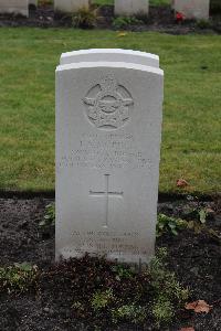 Berlin 1939-1945 War Cemetery - McPhee, John Aird