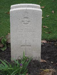 Berlin 1939-1945 War Cemetery - McQueeney, Peter
