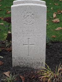 Berlin 1939-1945 War Cemetery - Milne, Edward