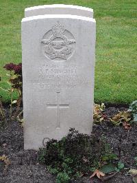Berlin 1939-1945 War Cemetery - Minguet, Albert Emile