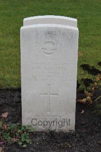 Berlin 1939-1945 War Cemetery - Mitchell, Peter William (Pepe)