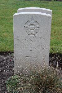 Berlin 1939-1945 War Cemetery - Moffat, Frank Reagh