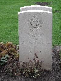 Berlin 1939-1945 War Cemetery - Moore, Arthur