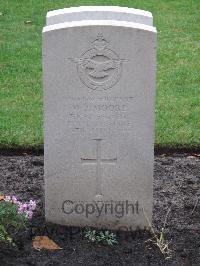 Berlin 1939-1945 War Cemetery - Moore, William John