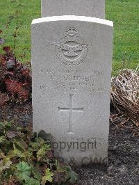 Berlin 1939-1945 War Cemetery - Mortimer, Kenneth