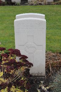 Berlin 1939-1945 War Cemetery - Moss, Douglas Hamilton