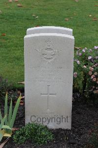 Berlin 1939-1945 War Cemetery - Moss, Stephen Vincent
