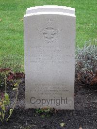 Berlin 1939-1945 War Cemetery - Munro, Murray Swanson