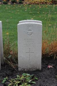 Berlin 1939-1945 War Cemetery - Nixon, John