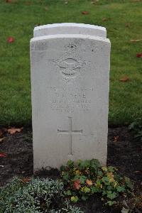 Berlin 1939-1945 War Cemetery - Neve, Desmond Roderick