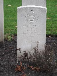 Berlin 1939-1945 War Cemetery - Newton, Thomas