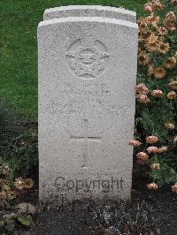 Berlin 1939-1945 War Cemetery - Parker, Andrew Smith