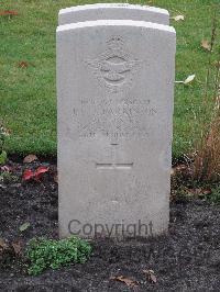 Berlin 1939-1945 War Cemetery - Parkinson, Jeffery Cyril Bert