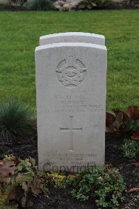 Berlin 1939-1945 War Cemetery - Pearce, Archibald Gordon