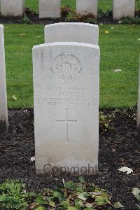 Berlin 1939-1945 War Cemetery - Pearce, Thomas