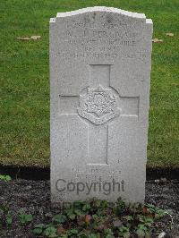 Berlin 1939-1945 War Cemetery - Percival, M J L